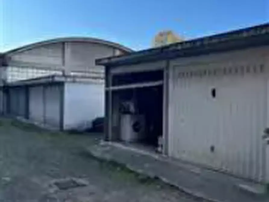 Immagine 5 di Appartamento in vendita  in Via Magenta a Gallarate