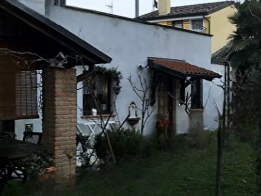 Immagine 3 di Casa indipendente in vendita  in Viale Trieste  a Sacile