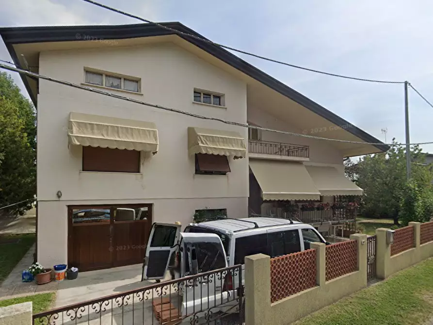 Immagine 5 di Casa bifamiliare in vendita  in Via Nazario Sauro a Fiume Veneto
