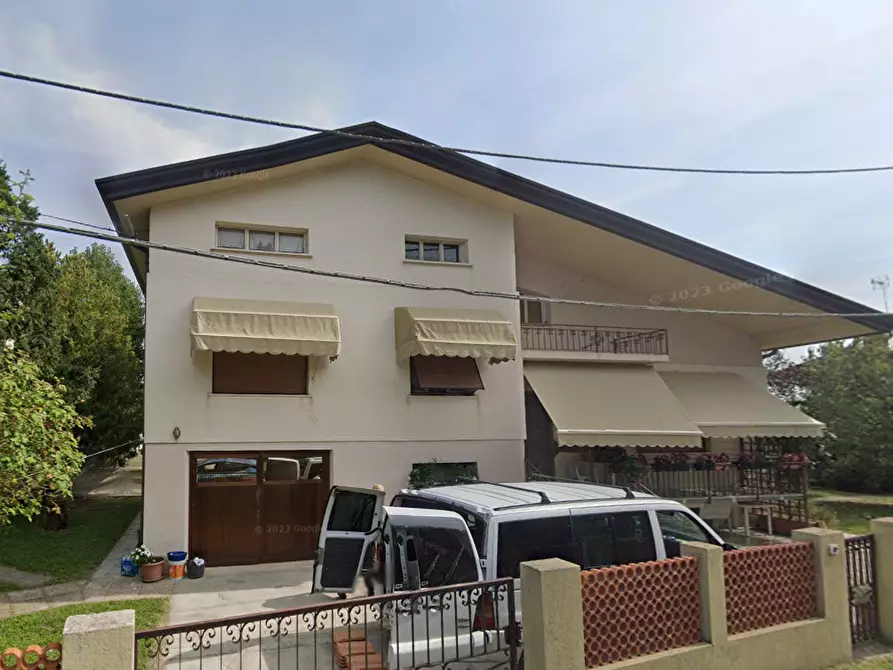 Immagine 12 di Casa bifamiliare in vendita  in Via Nazario Sauro a Fiume Veneto