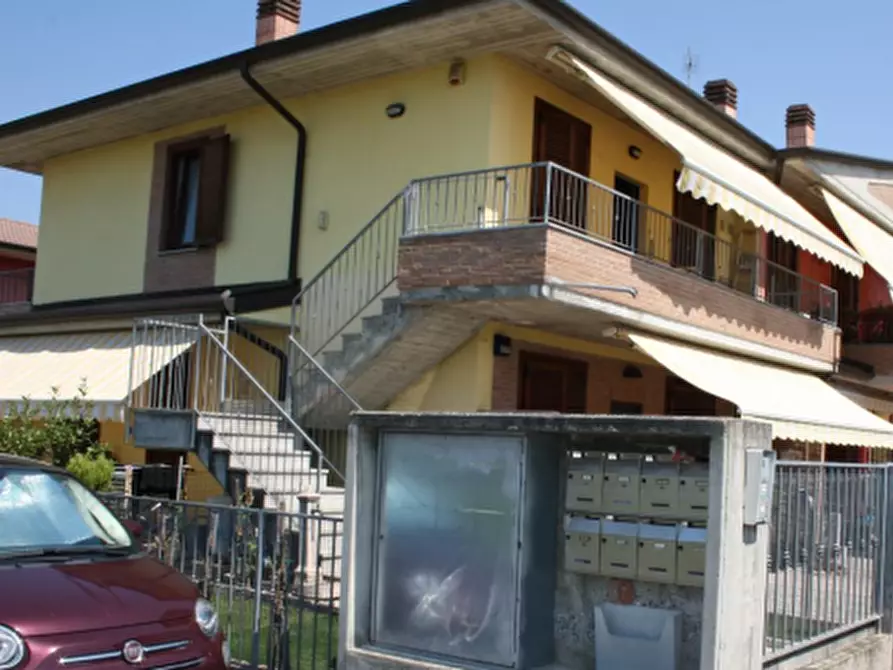 Immagine 2 di Porzione di casa in vendita  in Via Dei Tigli a Osio Sotto