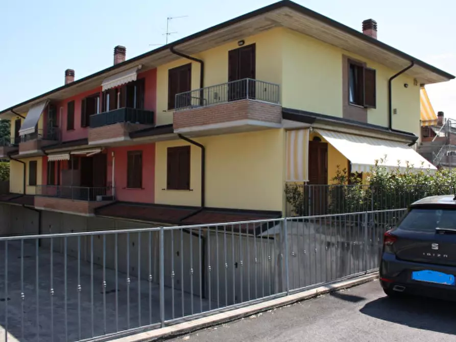 Immagine 1 di Porzione di casa in vendita  in Via Dei Tigli a Osio Sotto
