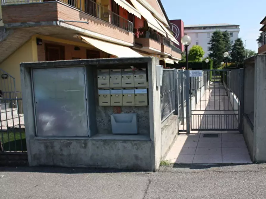 Immagine 7 di Porzione di casa in vendita  in Via Dei Tigli a Osio Sotto