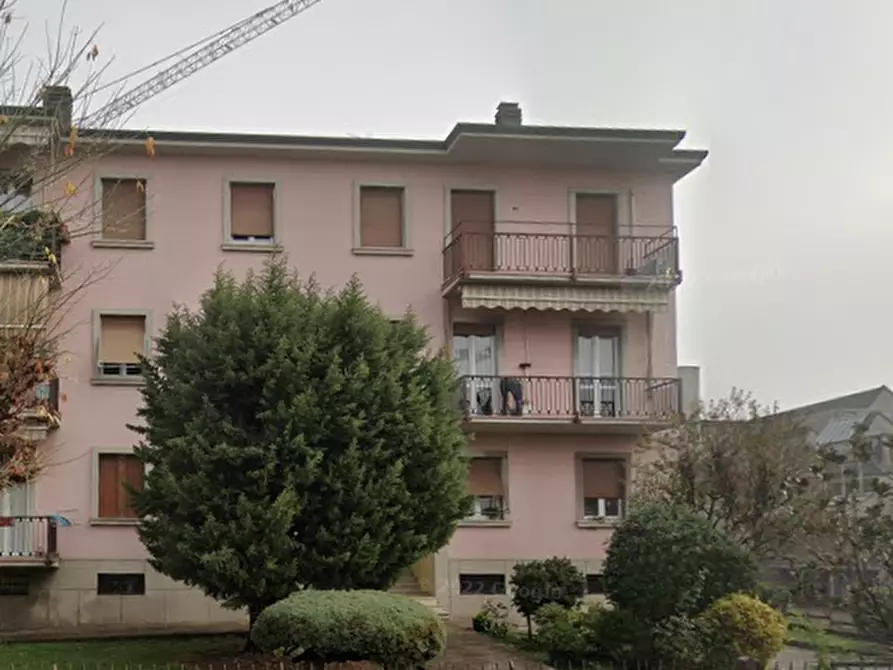 Immagine 2 di Appartamento in vendita  in Via Abruzzi a Curno