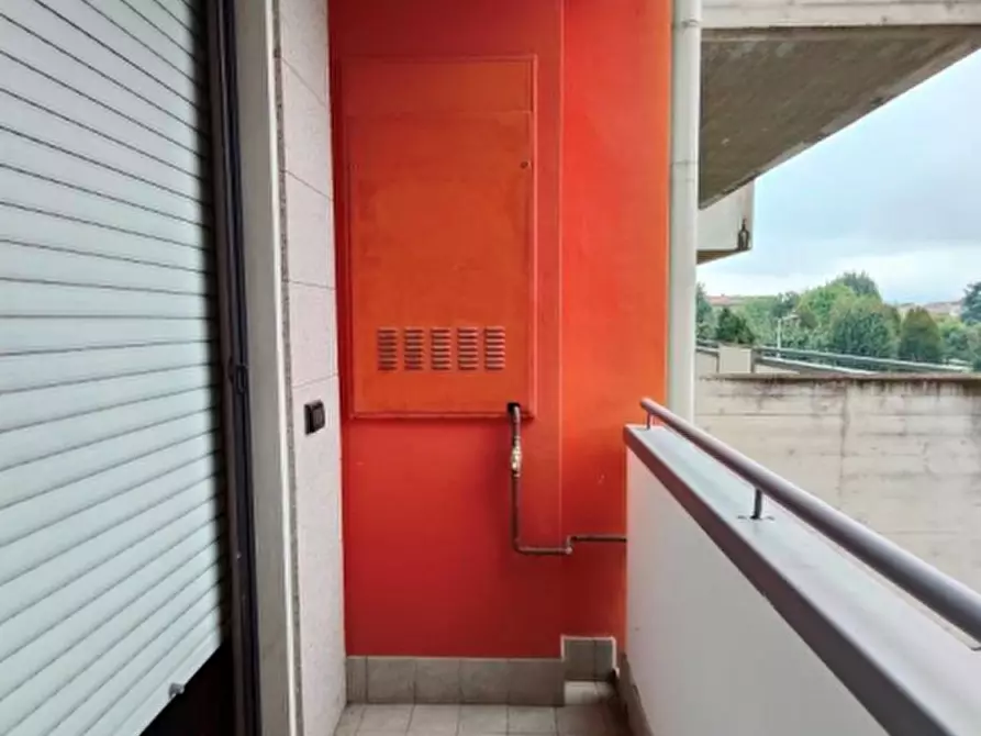 Immagine 4 di Appartamento in vendita  in via Capitano Sora a Dalmine