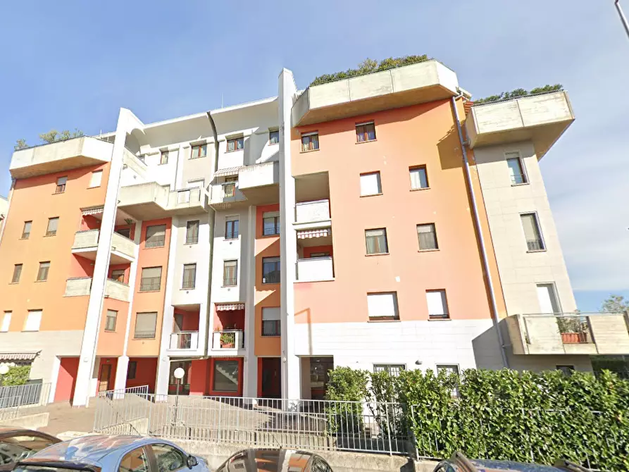 Immagine 11 di Appartamento in vendita  in via Capitano Sora a Dalmine