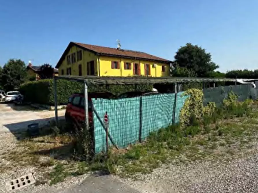 Immagine 2 di Appartamento in vendita  in Via San Salvatore a Medicina