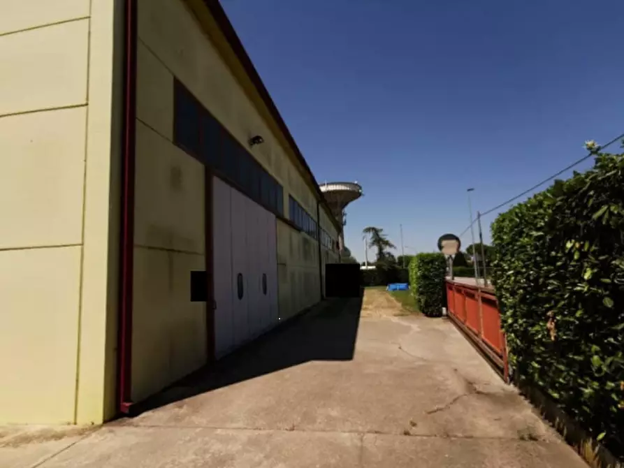 Immagine 1 di Laboratorio in vendita  in Via dell'Artigianato a Villadose