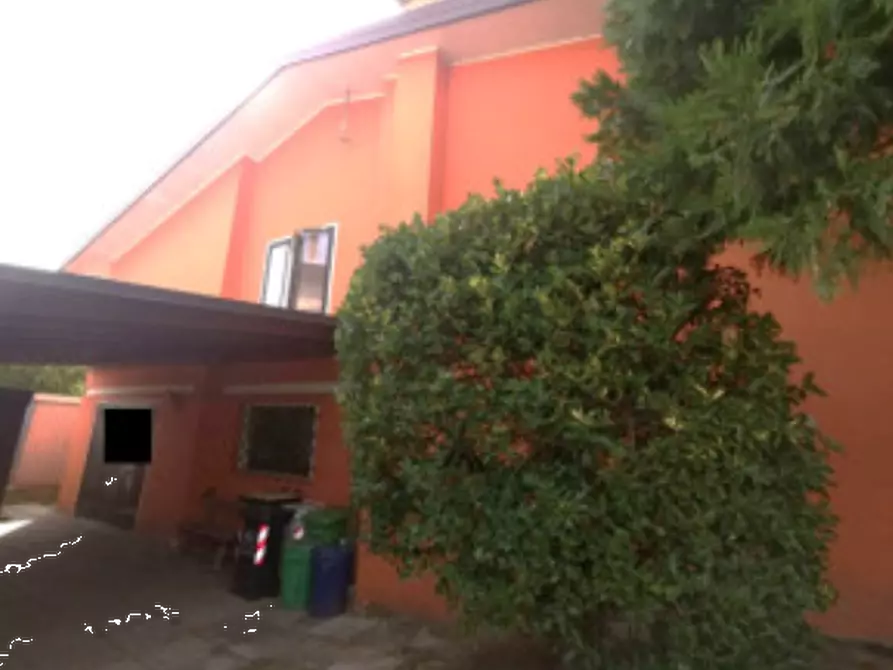 Immagine 9 di Villa in vendita  in via Comelico a Villadose