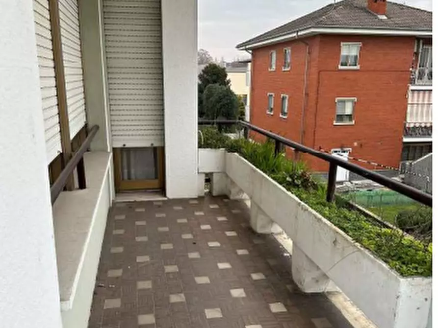 Immagine 4 di Appartamento in vendita  in Via Francesco Rossi a Vercelli