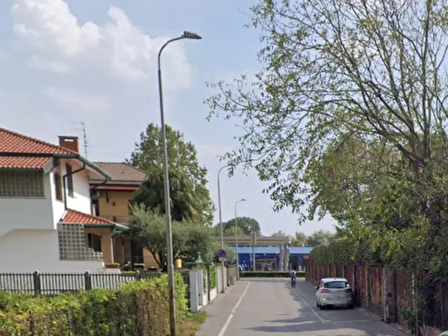 Immagine 8 di Appartamento in vendita  in Via Dante Alighieri a Senago