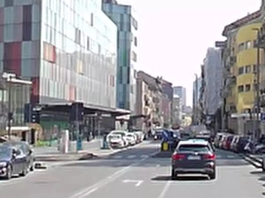 Immagine 4 di Garage in vendita  in Via Carlo Imbonati a Milano