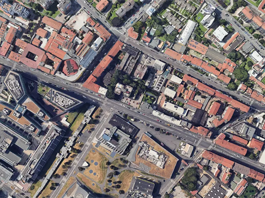 Immagine 5 di Garage in vendita  in Via Carlo Imbonati a Milano