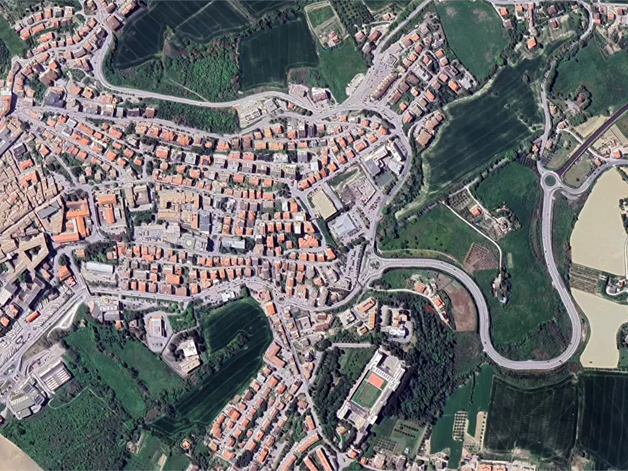 Immagine 15 di Appartamento in vendita  in Via Silvestro Baglioni  a Fermo