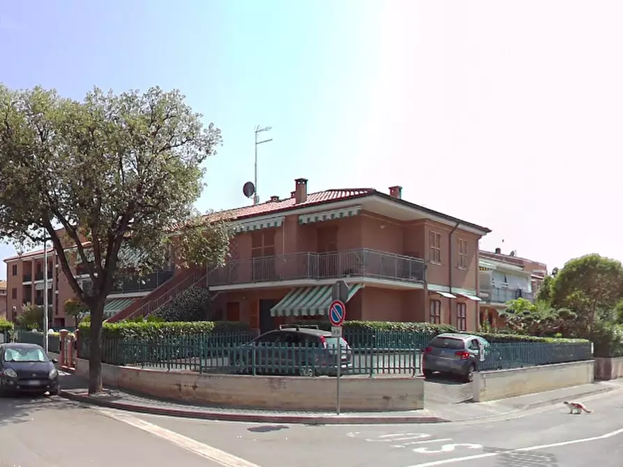 Immagine 10 di Villetta a schiera in vendita  in Viale Pian Della Noce a Porto San Giorgio