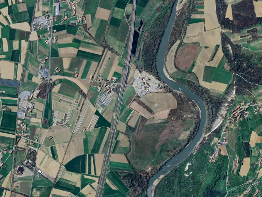 Immagine 21 di Azienda agricola in vendita  in Via Fiera a Isola D'asti