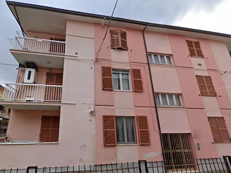 Immagine 3 di Appartamento in vendita  in Via Goffredo Mameli a Torre San Patrizio