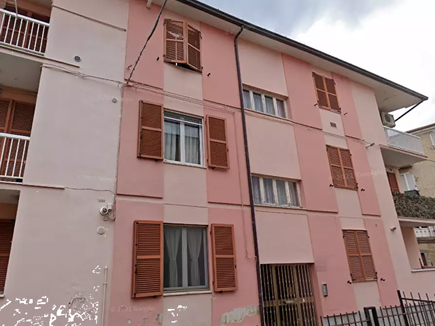 Immagine 5 di Appartamento in vendita  in Via Goffredo Mameli a Torre San Patrizio