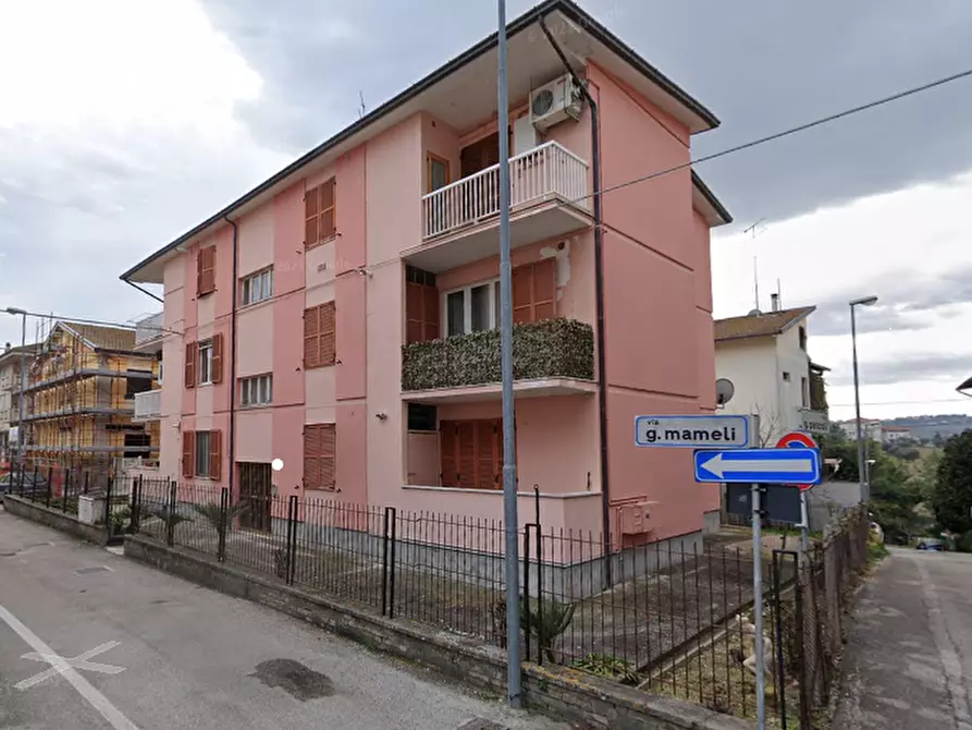 Immagine 7 di Appartamento in vendita  in Via Goffredo Mameli a Torre San Patrizio