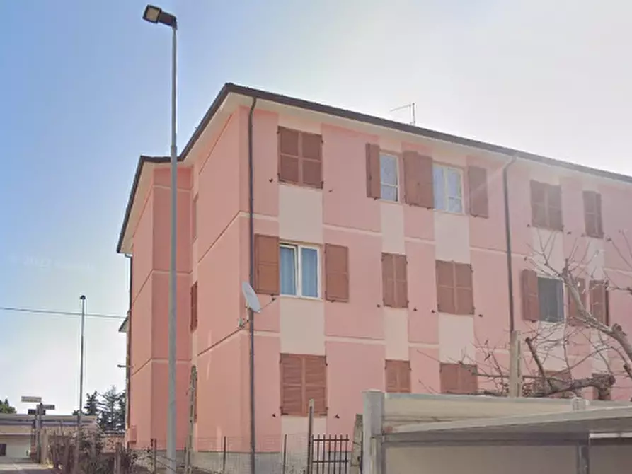 Immagine 10 di Appartamento in vendita  in Via Goffredo Mameli a Torre San Patrizio