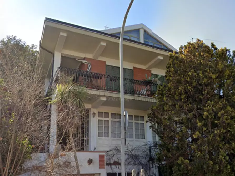 Immagine 2 di Villa in vendita  in Via Vecellio a Porto San Giorgio