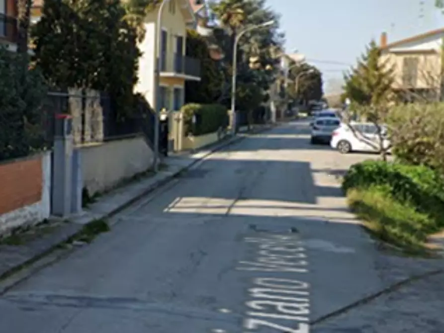 Immagine 18 di Villa in vendita  in Via Vecellio a Porto San Giorgio