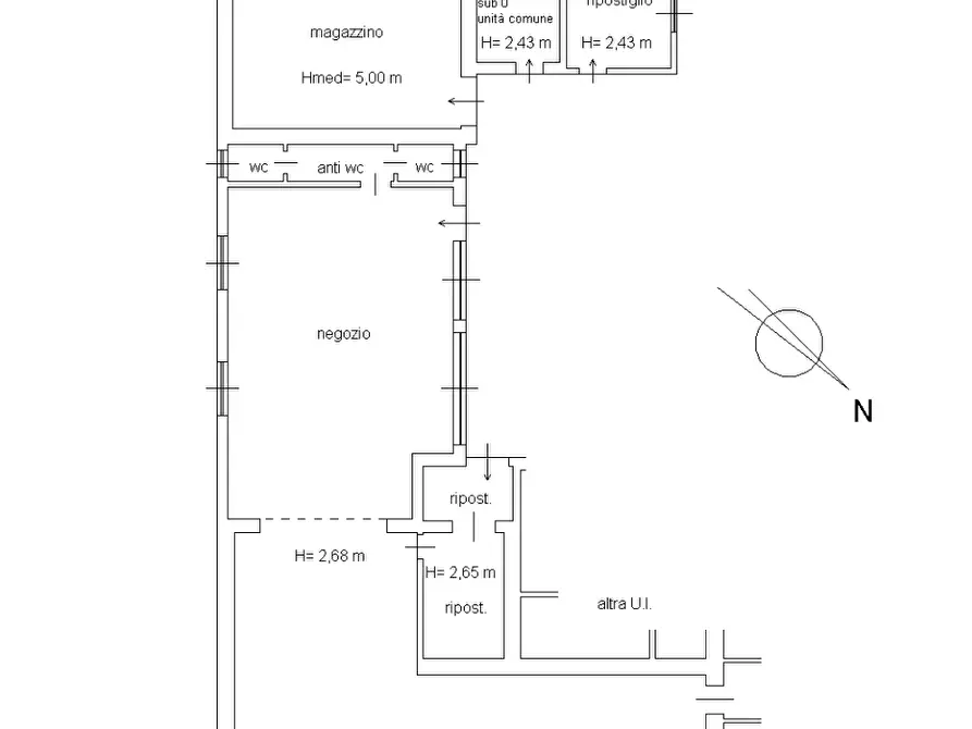 Immagine 21 di Negozio in vendita  in Via E. Curiel a Terzo Di Aquileia