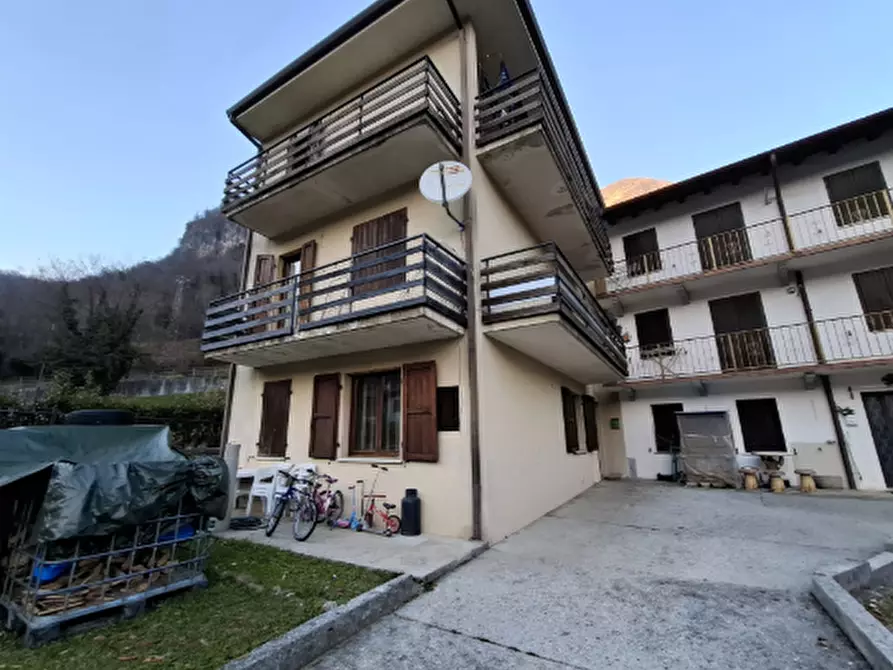 Immagine 2 di Appartamento in vendita  in Via Roma a Bordano