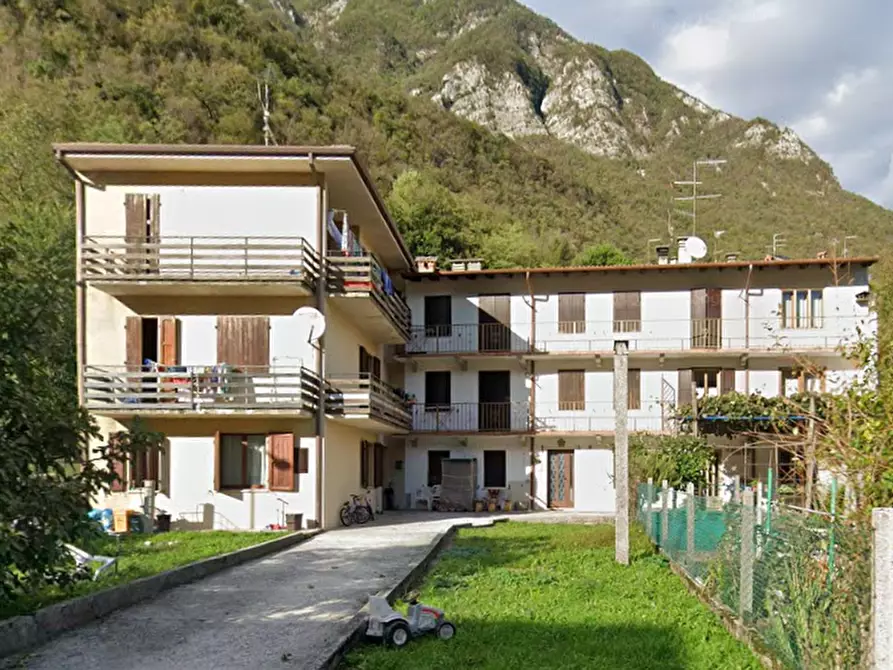 Immagine 1 di Appartamento in vendita  in Via Roma a Bordano