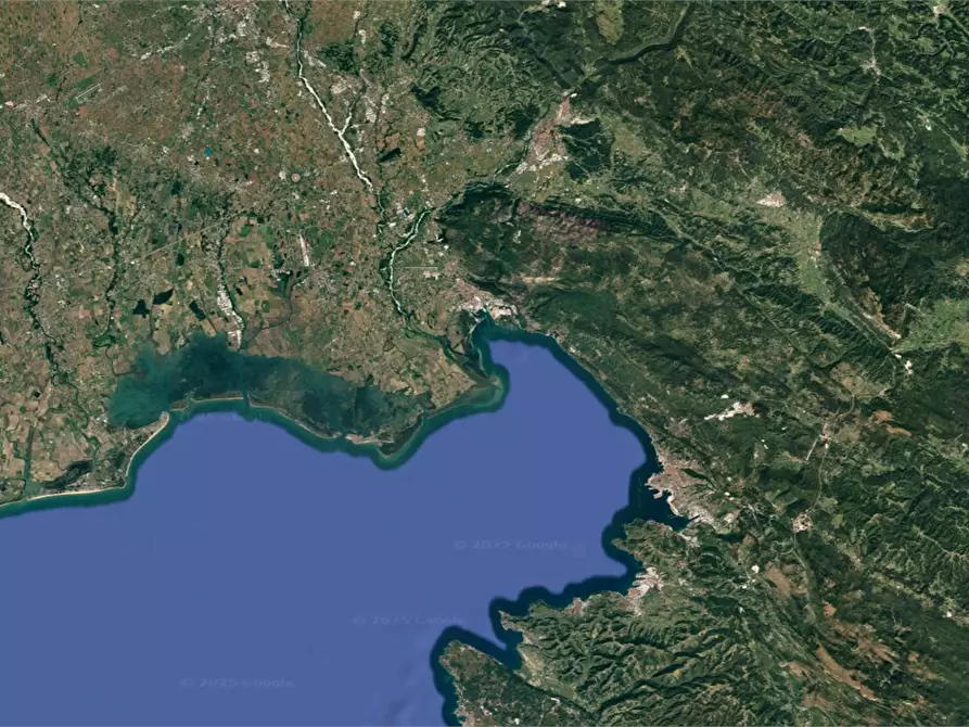 Immagine 5 di Posto auto in vendita  in Via Grado  a Staranzano