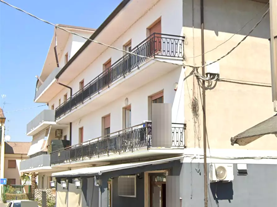 Immagine 8 di Negozio in vendita  in Via Calcinaro  a Salizzole