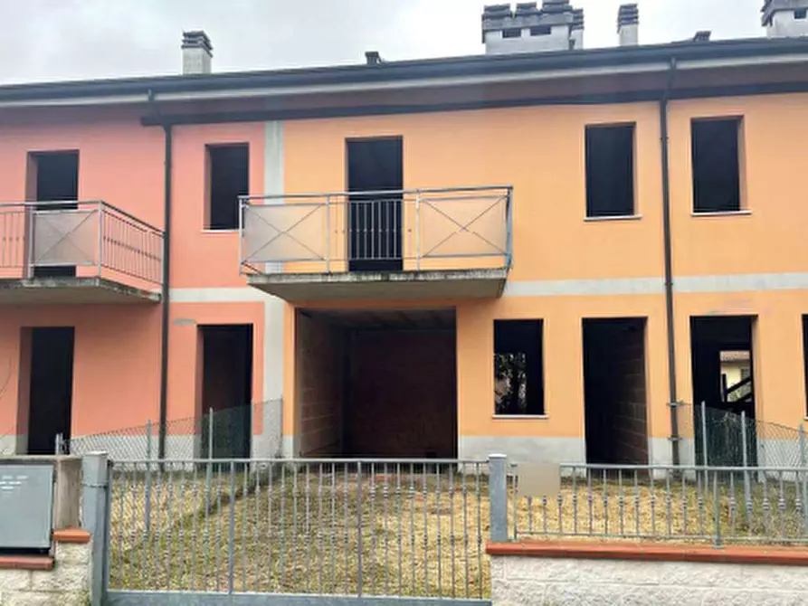 Immagine 1 di Villetta a schiera in vendita  in Via XX Settembre  a Bagnacavallo