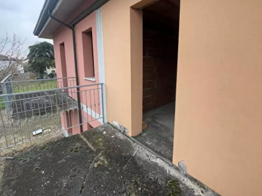 Immagine 8 di Villetta a schiera in vendita  in Via XX Settembre  a Bagnacavallo