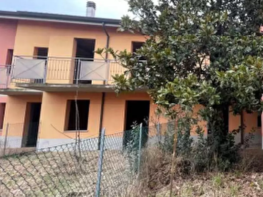 Immagine 10 di Villetta a schiera in vendita  in Via XX Settembre  a Bagnacavallo