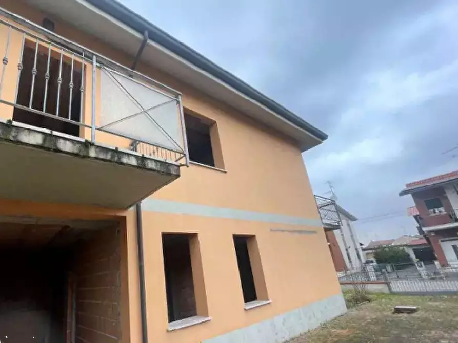 Immagine 4 di Villetta a schiera in vendita  in Via XX Settembre  a Bagnacavallo