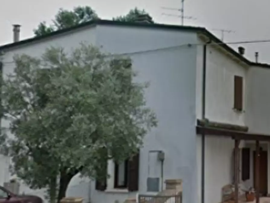 Immagine 9 di Casa indipendente in vendita  in Via Fiumazzo  a Lugo