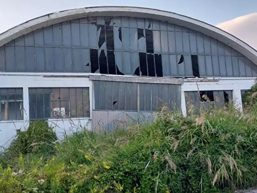 Immagine 1 di Capannone industriale in vendita  in Via Ancona  a Tavullia