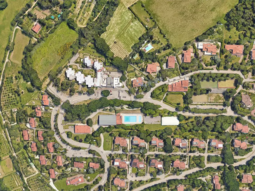 Immagine 24 di Negozio in vendita  in Via delle Rondini  a Pesaro