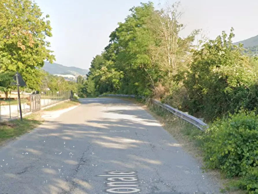 Immagine 6 di Negozio in vendita  in Via Nazionale a Urbino