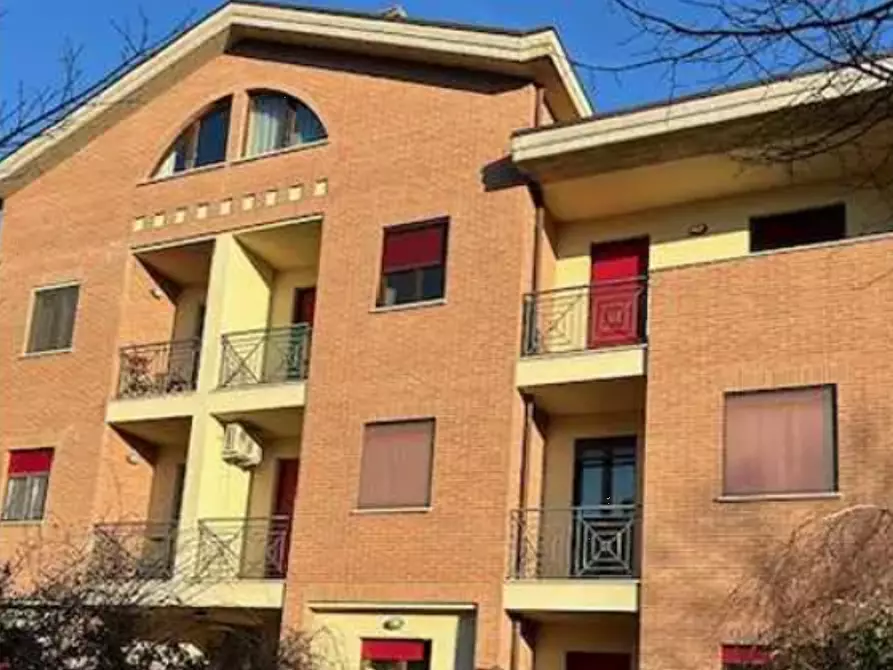 Immagine 1 di Appartamento in vendita  in Via Enrico Mattei a Urbino