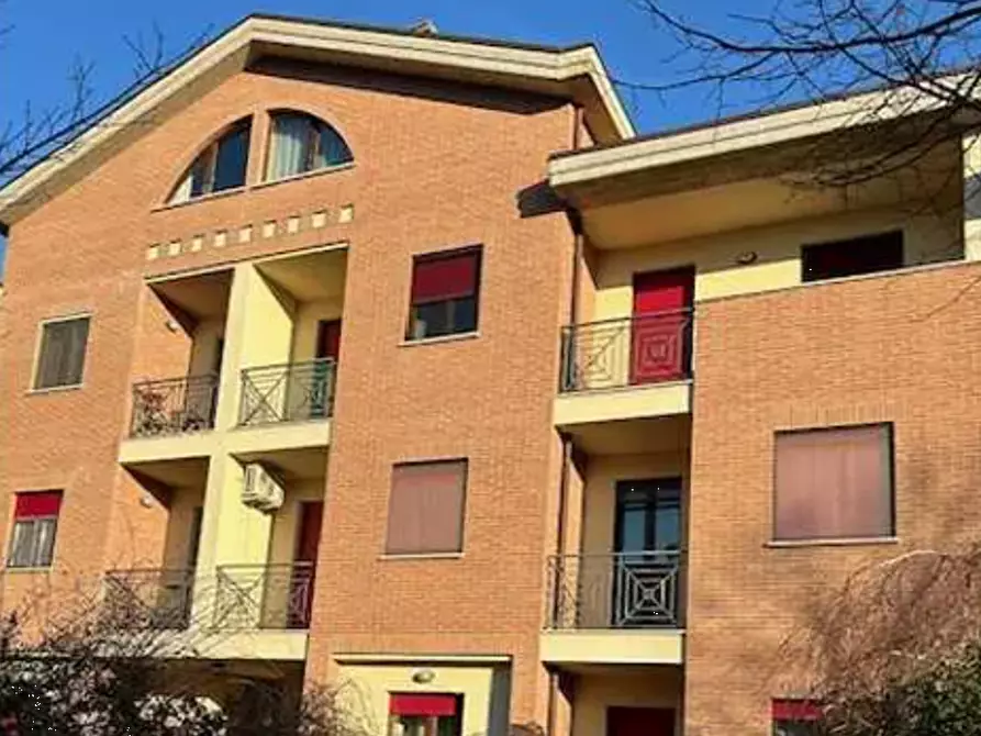 Immagine 1 di Appartamento in vendita  in Via Enrico Mattei a Urbino