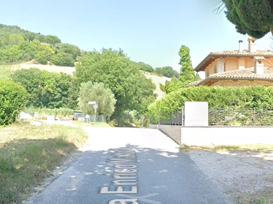 Immagine 11 di Appartamento in vendita  in Via Enrico Mattei a Urbino