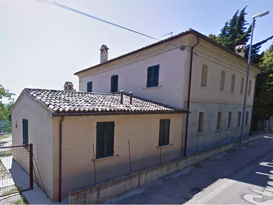 Immagine 12 di Villa in vendita  in Strada Borgo a Pesaro