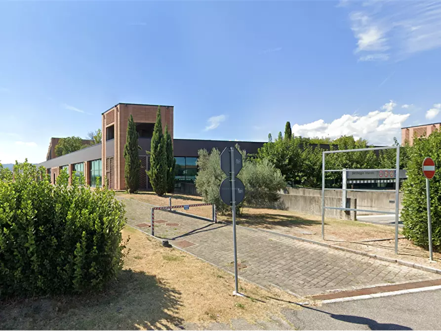 Immagine 6 di Ufficio in vendita  in Via Bure Vecchia Nord  a Pistoia