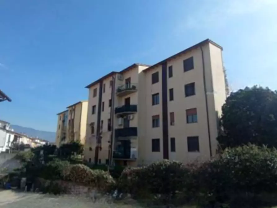 Immagine 1 di Appartamento in vendita  in Via Castel dei Guidi a Pistoia