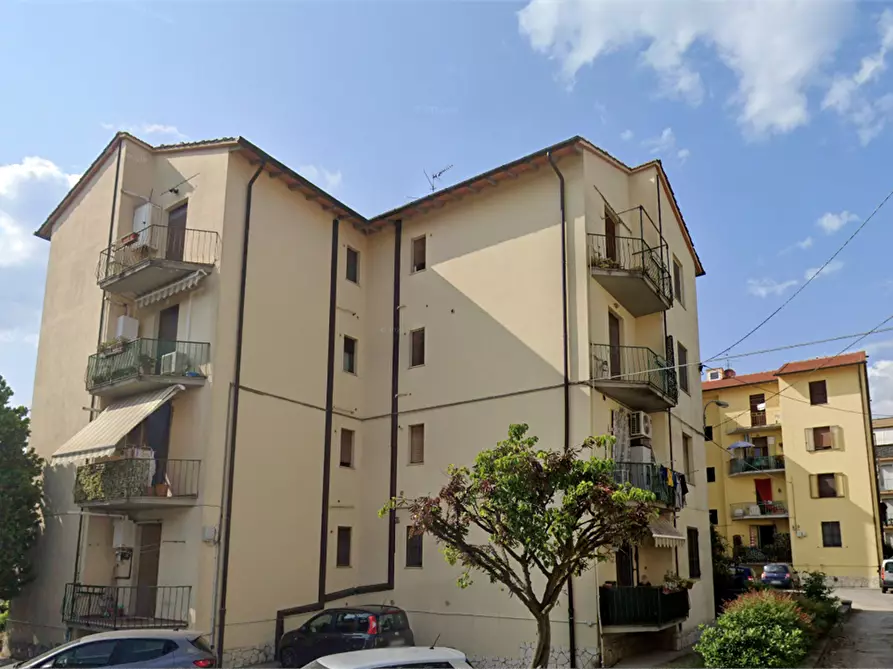 Immagine 6 di Appartamento in vendita  in Via Castel dei Guidi a Pistoia