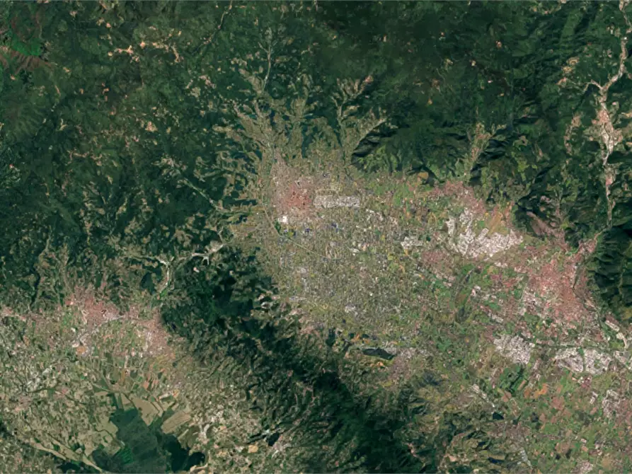 Immagine 20 di Appartamento in vendita  in Via Castel dei Guidi a Pistoia