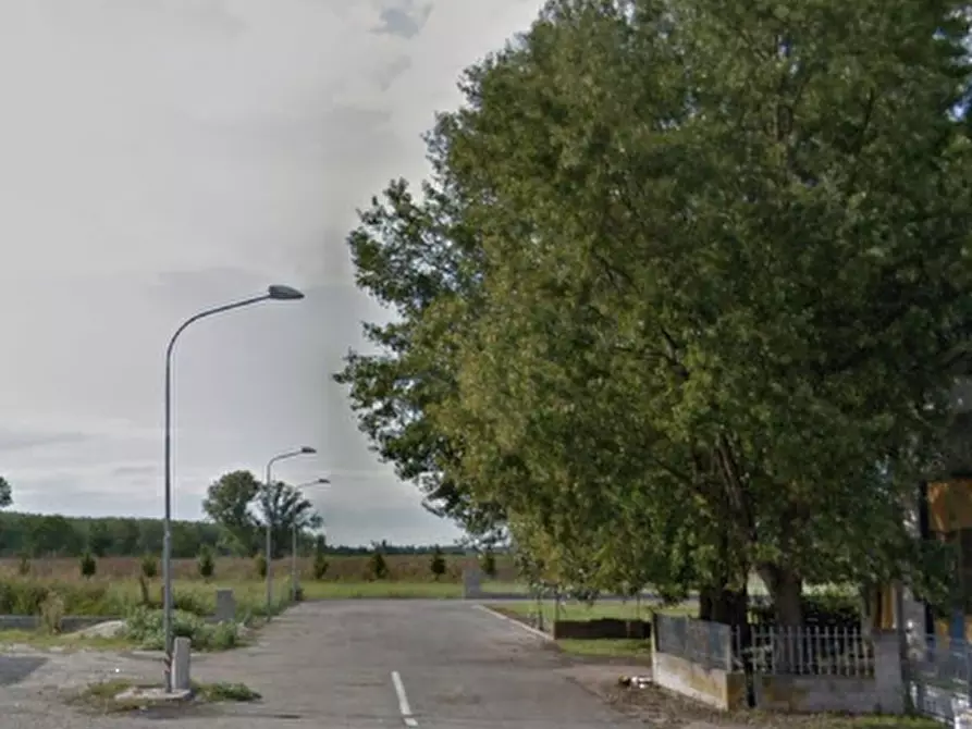 Immagine 7 di Laboratorio in vendita  in Via Tazio Nuvolari a Quingentole