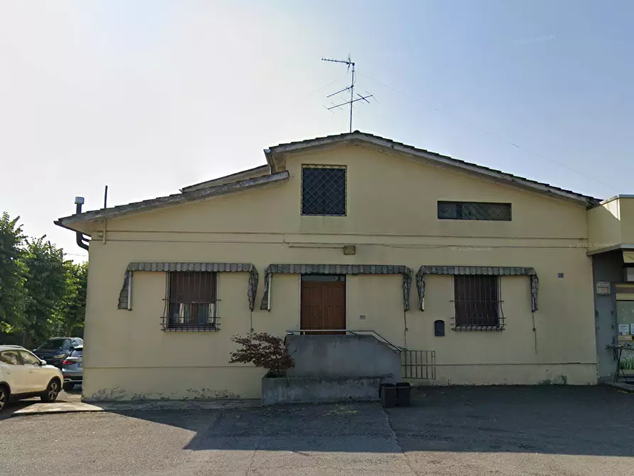 Immagine 6 di Stabile in vendita  in Strada Levata a Goito