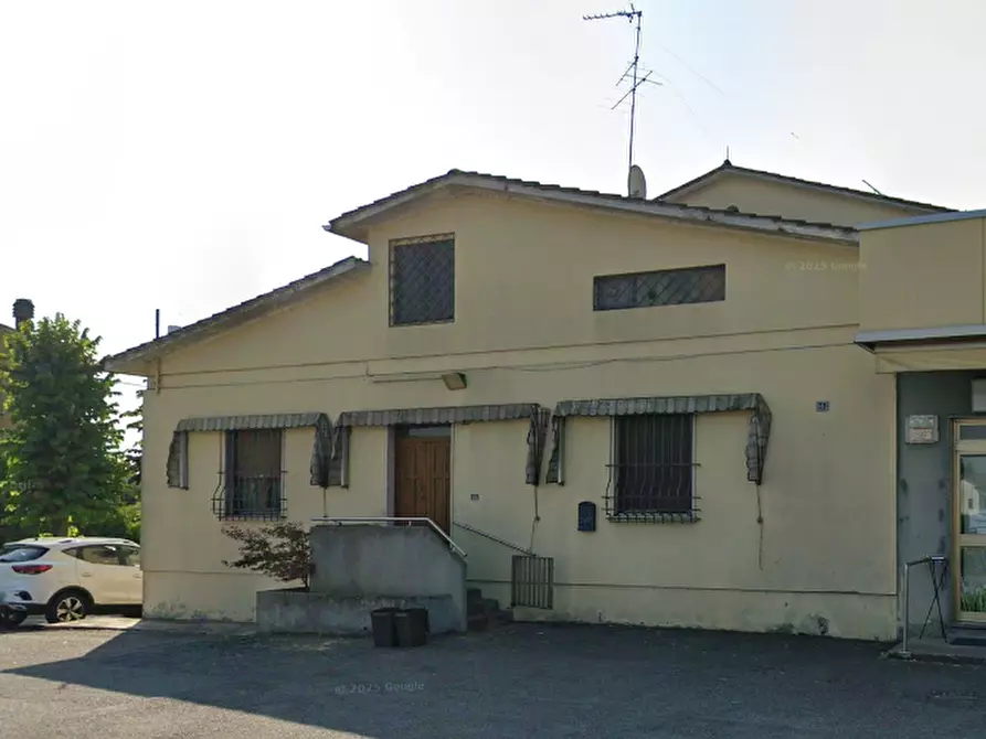 Immagine 11 di Stabile in vendita  in Strada Levata a Goito